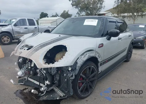 2021 Mini Clubman John Cooper Works z USA, uszkodzony, nr VIN WMWJZ9C01M2P33384